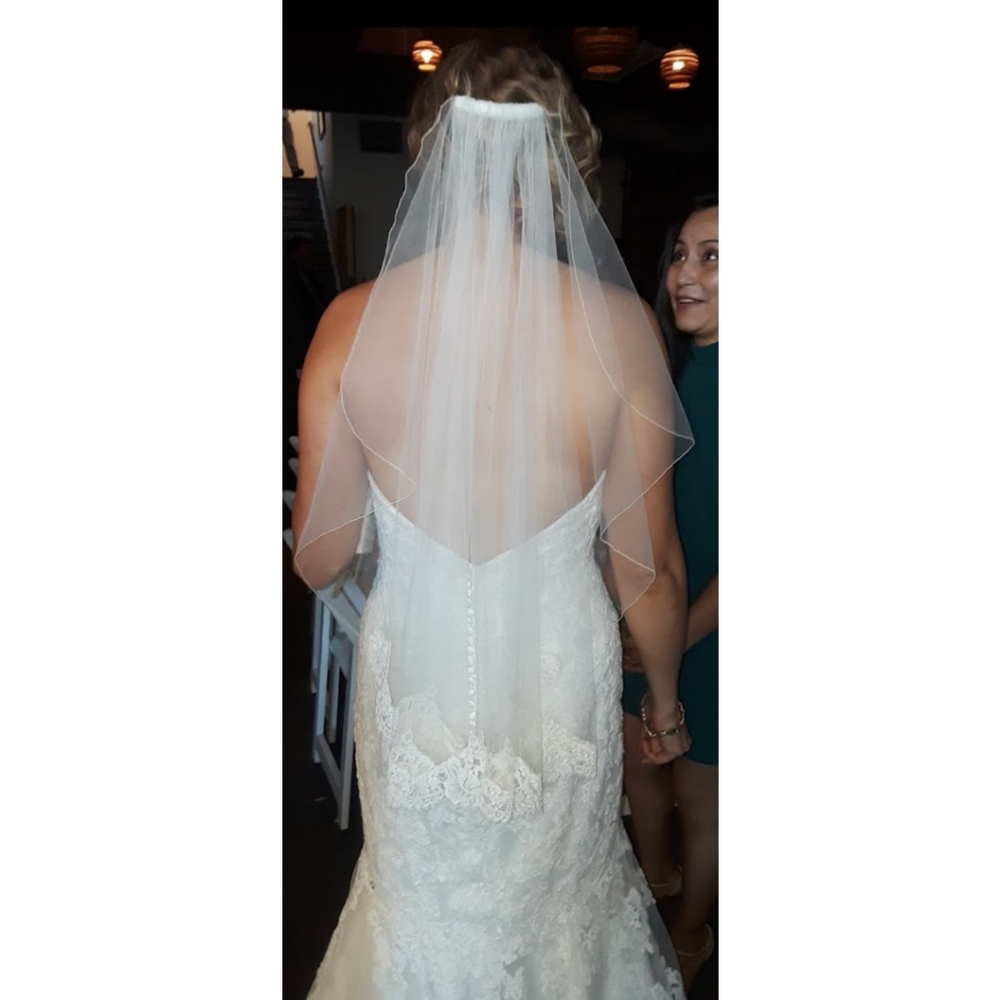Jennifer Leigh wedding veil